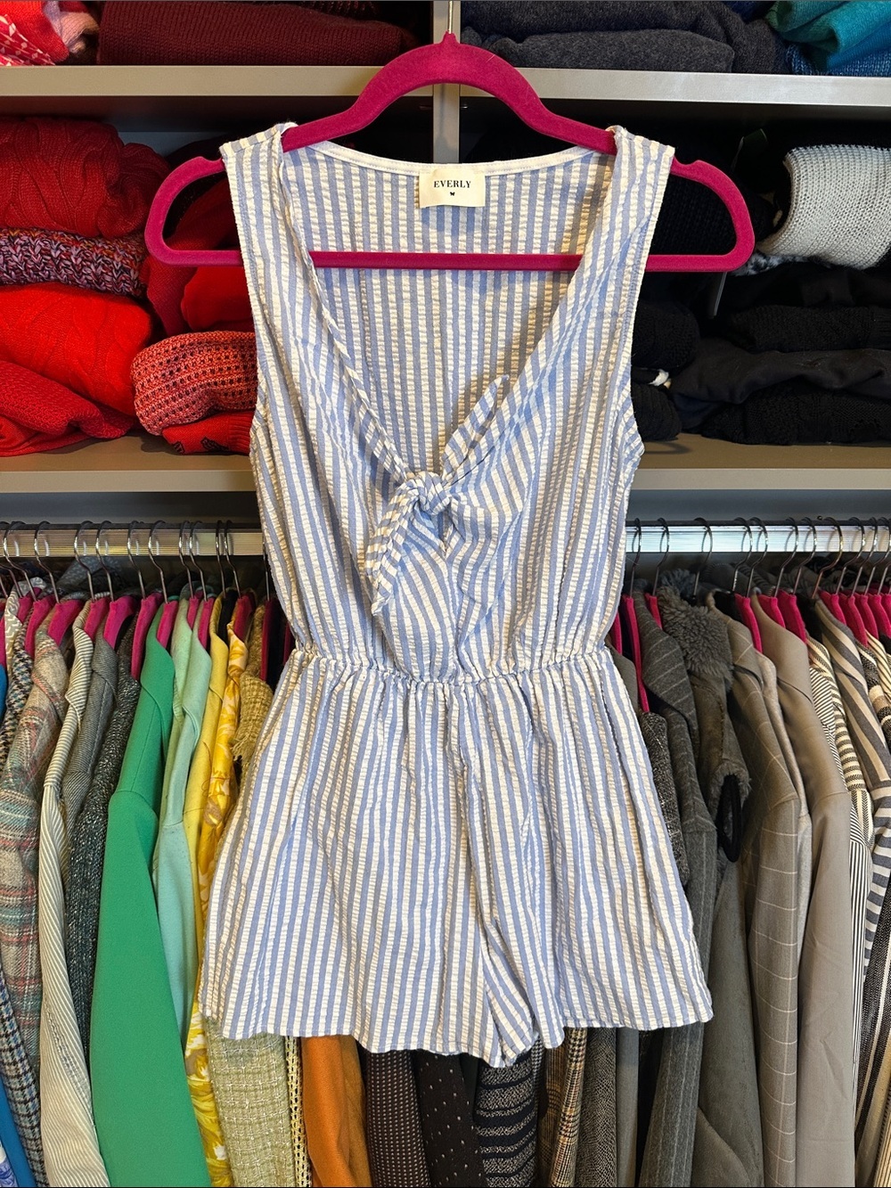 Everly blue/white striped front tie sleeveless seer sucker romper size S